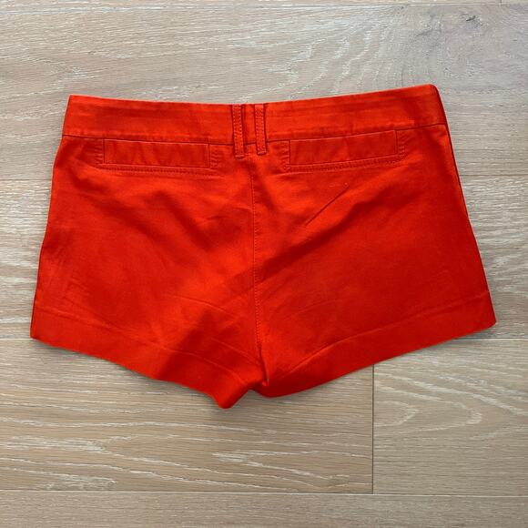 Tory Burch Chino Mid-Rise Dark Shorts in Orange Habanero Pepper sz 4 - Picture 5 of 7